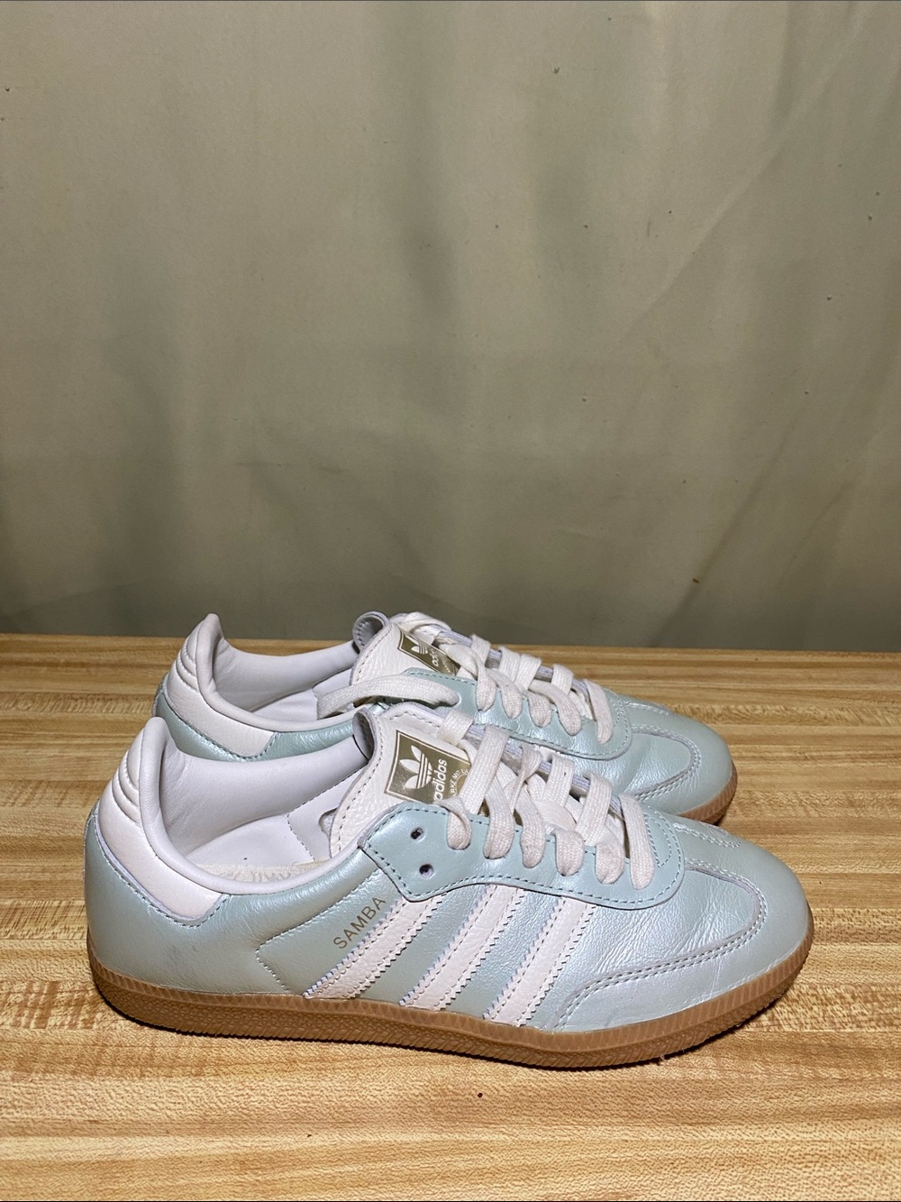 Adidas Samba OG Linen Green Metallic Women’s Size 6 (IG1965)